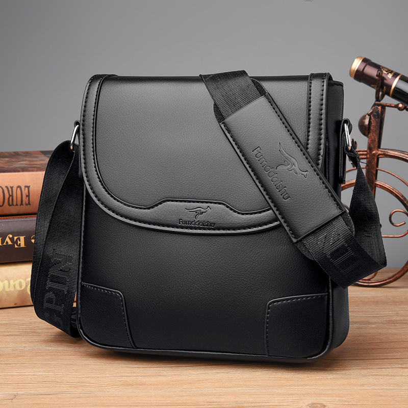 แบรนด์หรูผู้ชายหนังไหล่กระเป๋า - Luxury Bags For Men Brands บทวิจารณ์และราคา