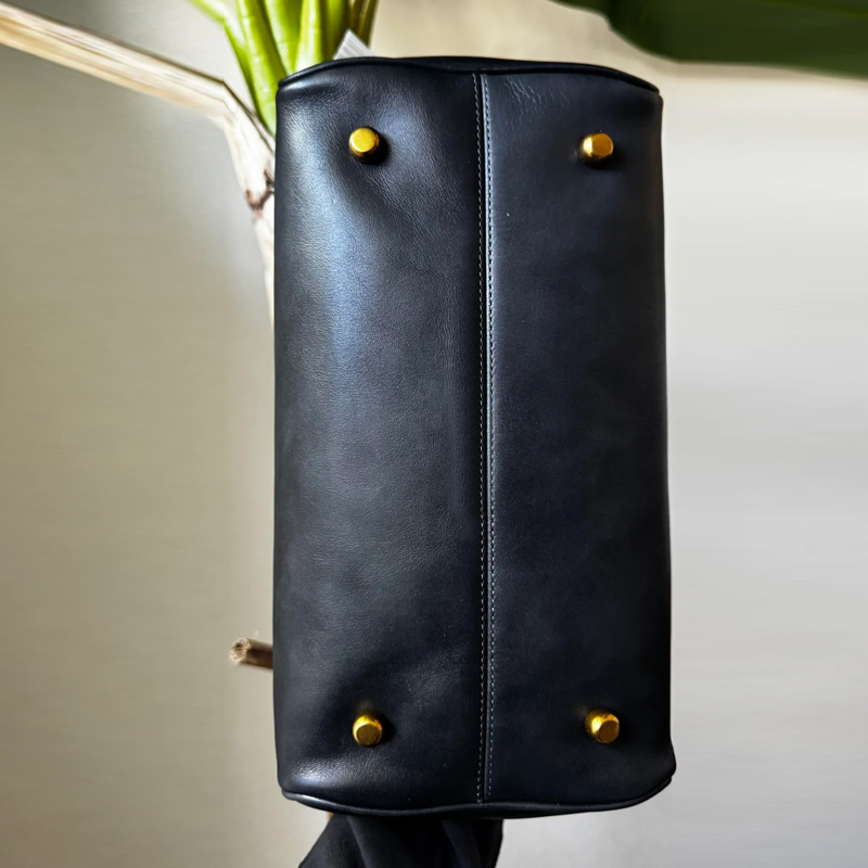 กระเป๋าถือแบบสะพายไหล่สำหรับผู - Luxury Bags Entry บทวิจารณ์และราคา
